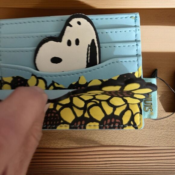 Loungefly Peanuts Snoopy and Woodstock Floral Sunflowers Cardholder NWT - Picture 4 of 4